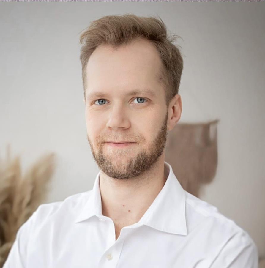 Антон Кучеренко, Startups Manager